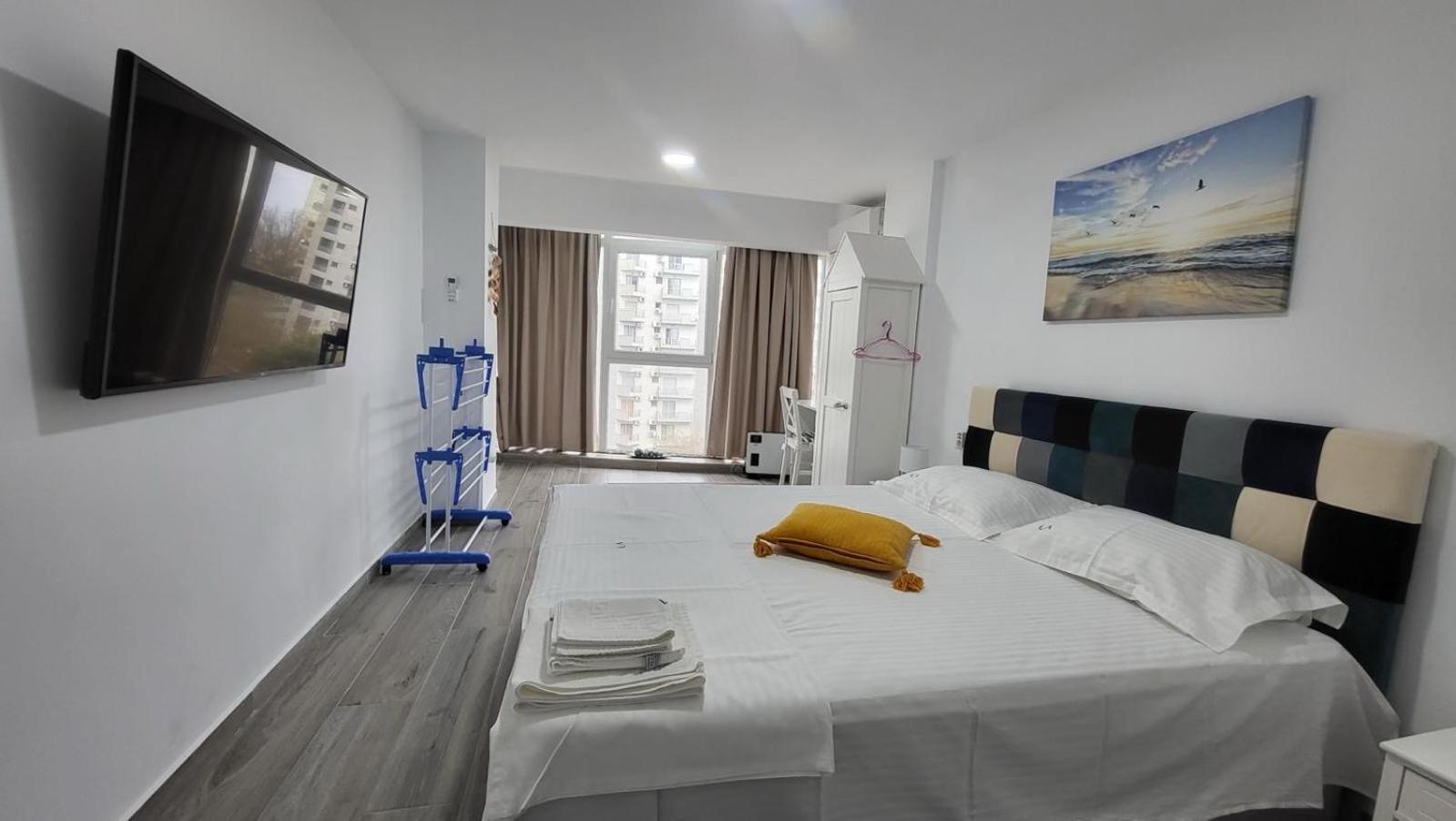 Serenity Sea View Apartment 奥林普 外观 照片